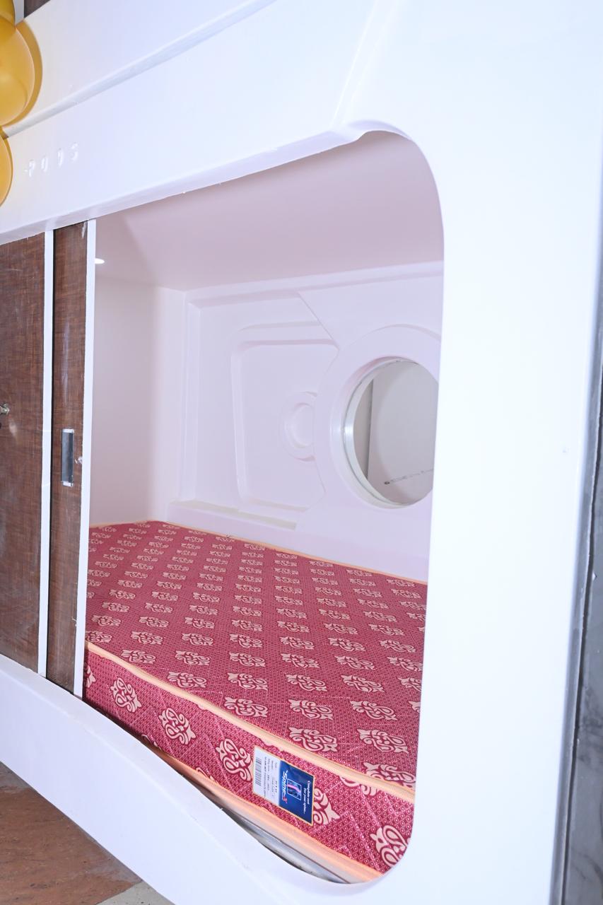 Single Cabin